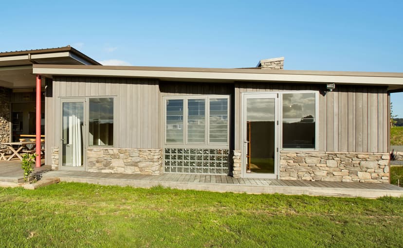 Fairview louvre windows example